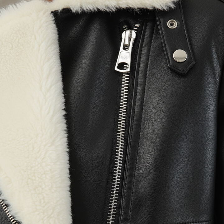 Giacca Donna in Materiale di Alta Qualità con Collo in Pelliccia Sintetica