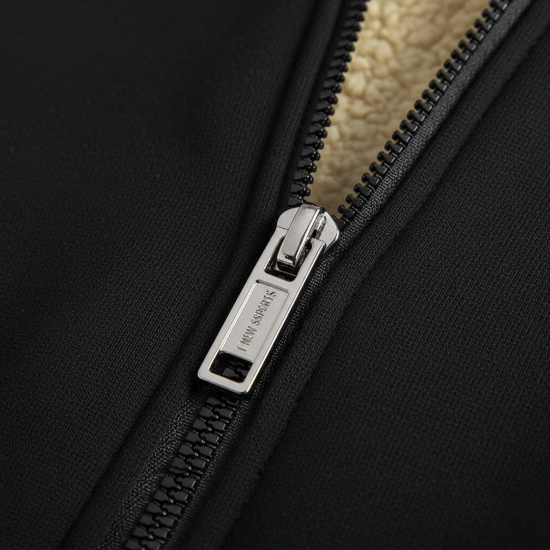 Felpa e Pantaloni Uomo in Materiale Morbido Nero con Cappuccio