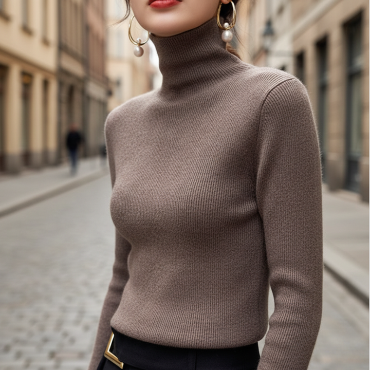 Maglione donna girocollo in materiale morbido