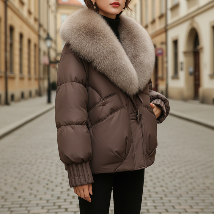 Piumino Donna Invernale Corto con Collo in Pelliccia