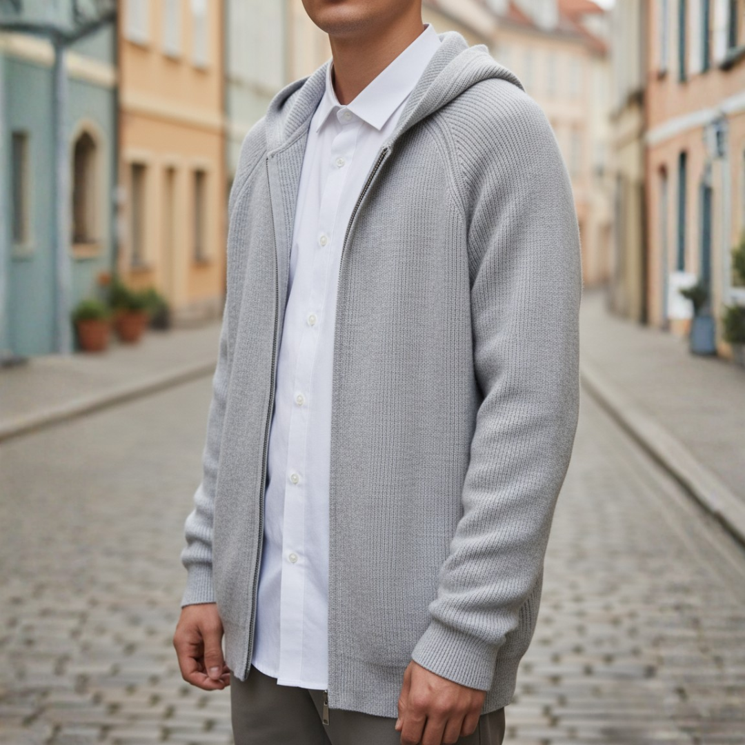 Cardigan Uomo con Cappuccio in Maglia Disponibile