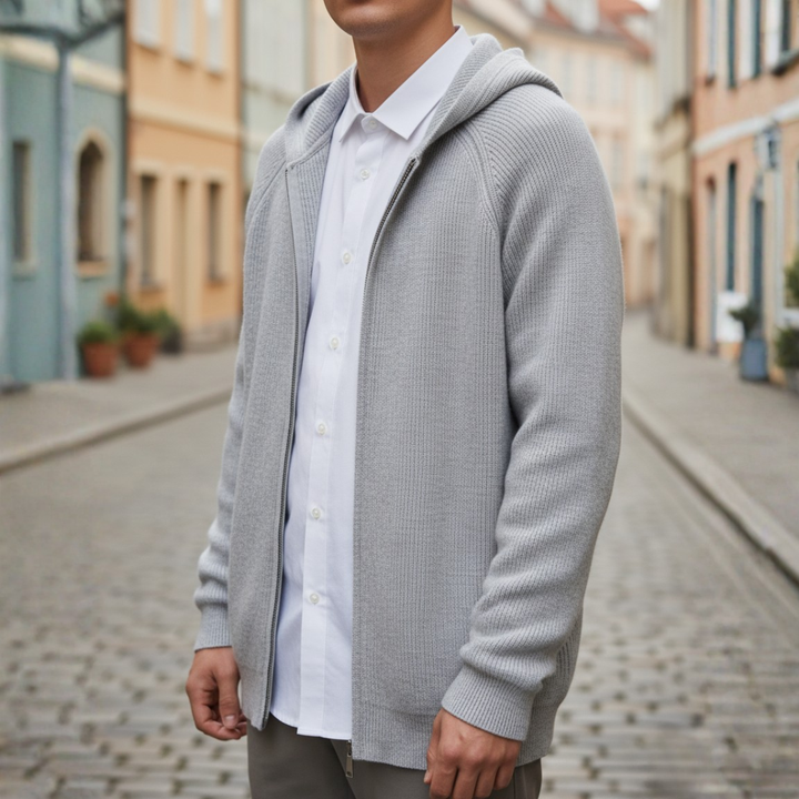 Cardigan Uomo con Cappuccio in Maglia Disponibile