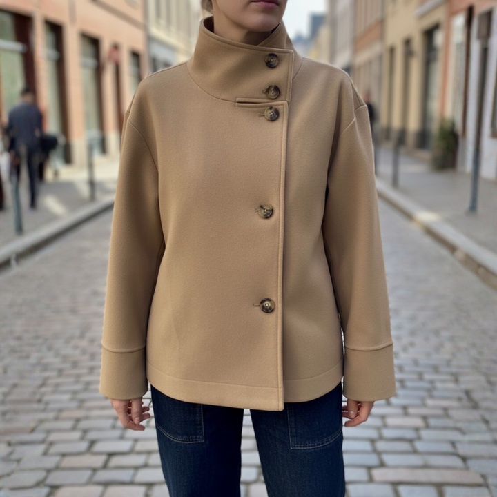Damenmantel mit Stehkragen und Knöpfen