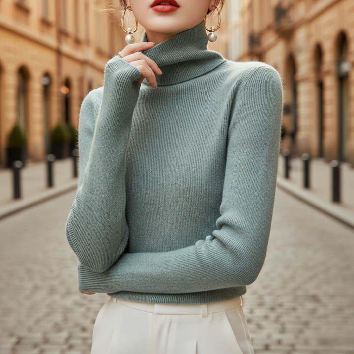 Maglione donna girocollo in materiale morbido